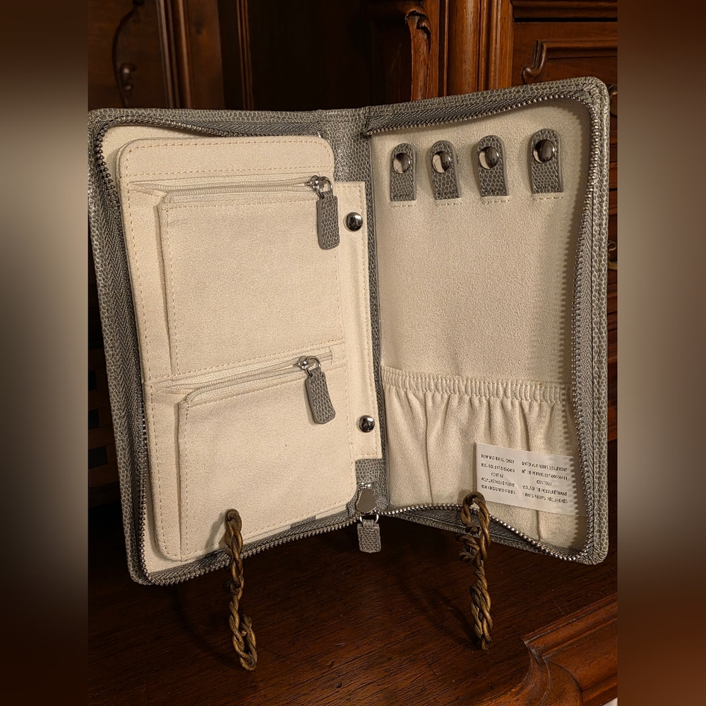 Pottery Barn Mckenna Travel Jewelry Case Binder, Gray - Picture 2 of 10